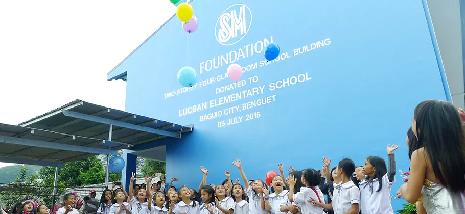 FA School Building Banner