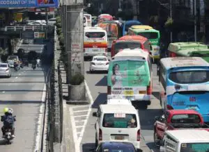 The MMDA thinks to cut the number of buses in EDSA by 50 percent