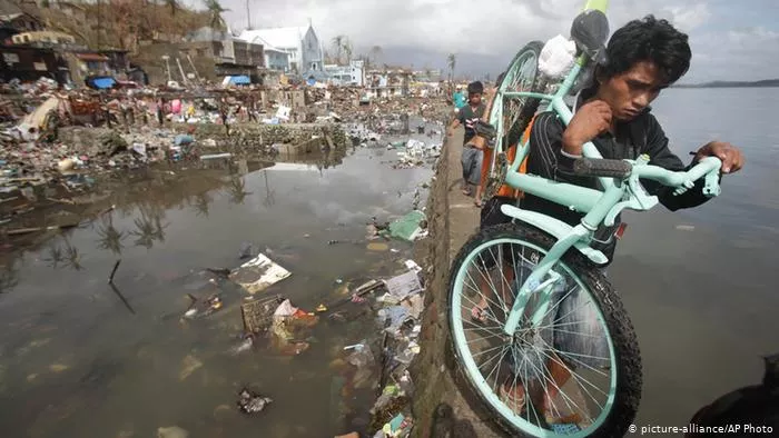 5-Day Calamity Leave Law Pushed by De Lima 5-Day Calamity Leave Law For Filipino Workers