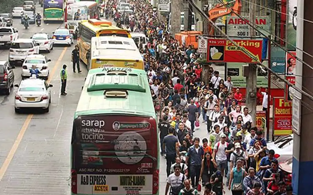 EDSA Bus Doors to Left Side