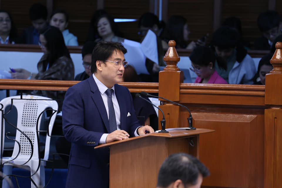 Bong Revilla Seeks Adding Sick and Vacation Leaves for Government Employees