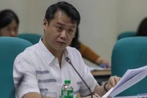 Gatchalian Pushes the DepEd to distribute bayanihan 2 subsidies faster