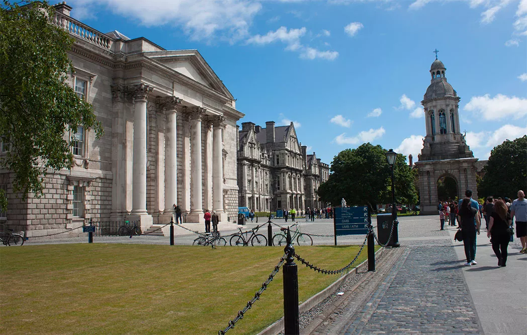 Ireland Hiring Social Worker