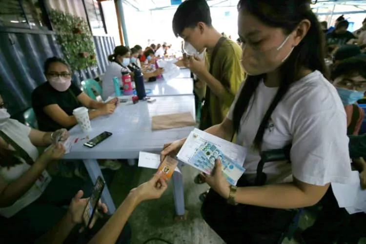 Around 761K 4Ps Beneficiaries To Receive Withheld Cash Grants And Rice Subsidy Starting November 30, 2023 Photo: Manila Standard
